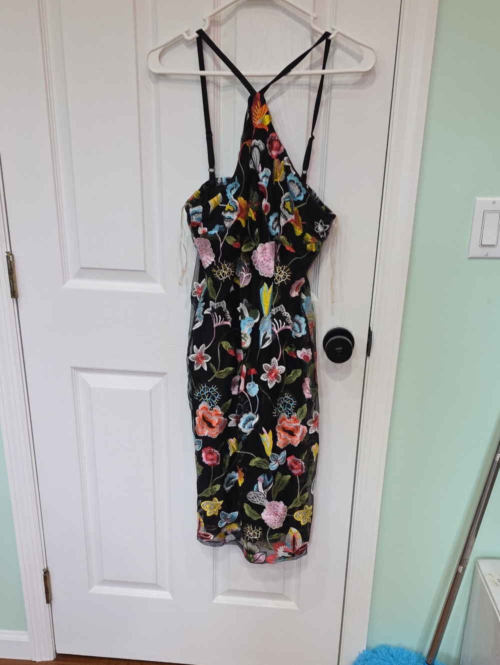 VENUS Black Floral Embroidered Midi Dress